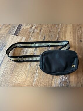 lululemon athletica Black Belt Bag with Gold-Accented Branded Strap Fanny Pack